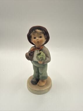 Vintage Hummel Goebel Figure 374 LOST STOCKING - TMK-5 1965 *